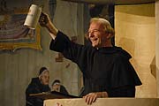 Michael Lerchenberg als Fastenprediger "Bruder Barnabas" (Foto: Ingrid Grossmann)